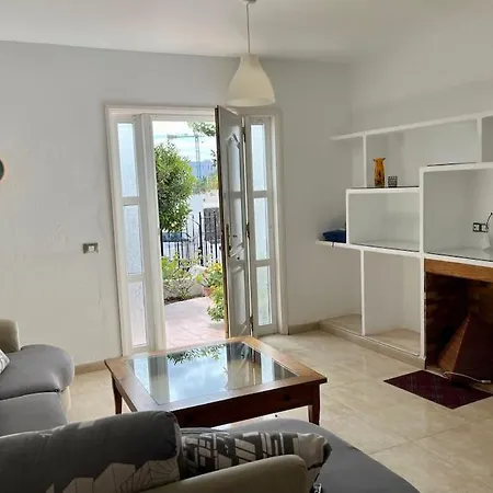 Playa Chica With Terrace 100 M From The Sea * Puerto del Carmen (Lanzarote)