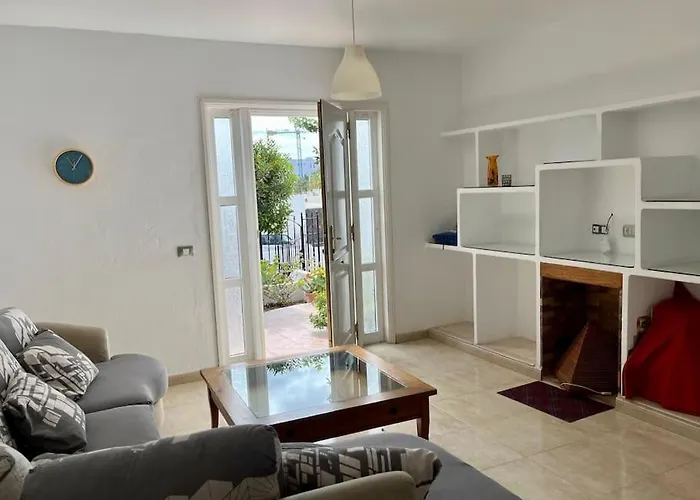 Playa Chica With Terrace 100 M From The Sea * Puerto del Carmen (Lanzarote)