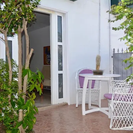 Playa Chica With Terrace 100 M From The Sea